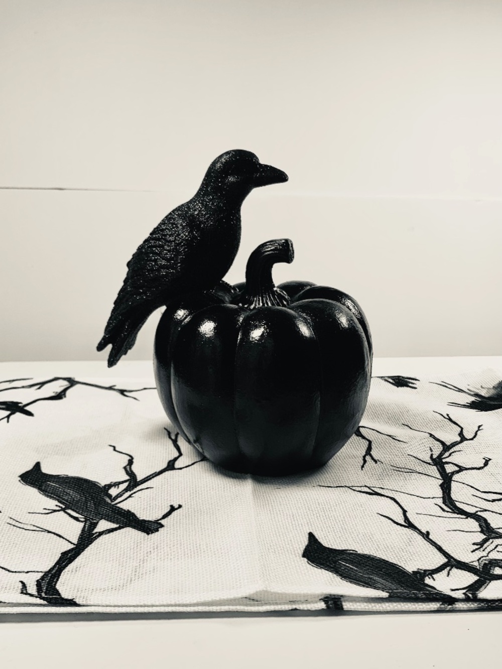 Gothic Black Raven Pumpkin & Table Runner Halloween Decor Centerpiece Figurine